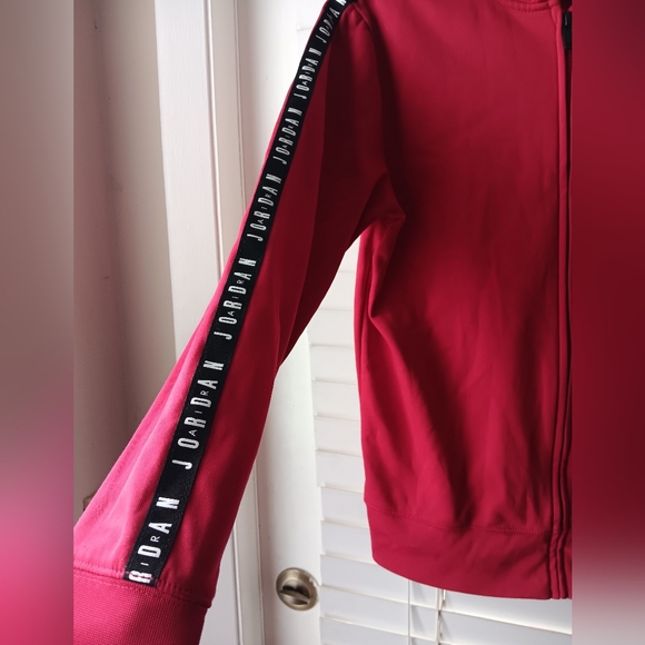 Jordan Red Full-Zip Jacket - Picture 3 of 4